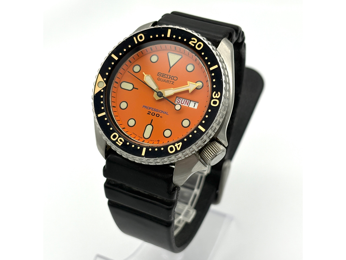 SEIKO QUARTZ professional 200M 腕時計