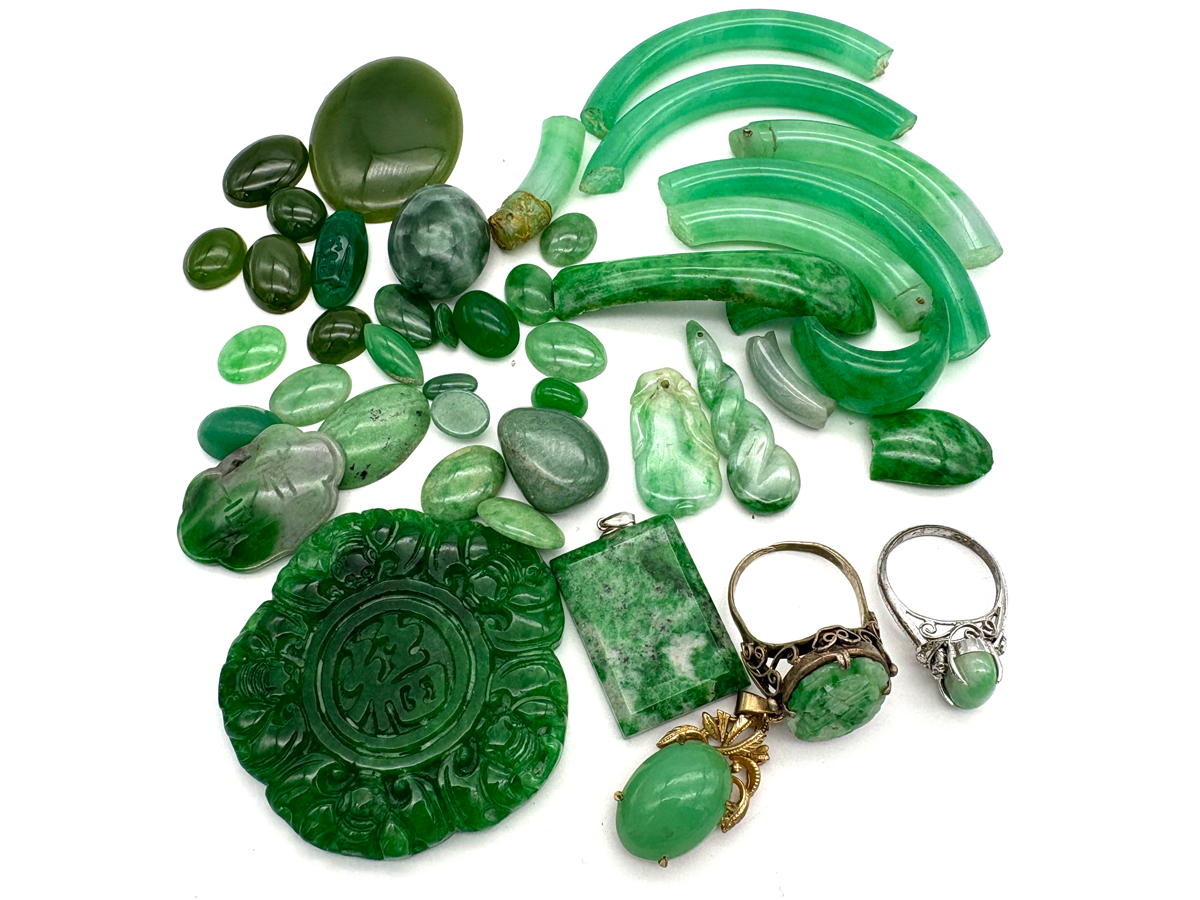 翡翠　カラーストーン